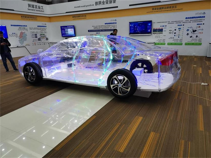透明车模型